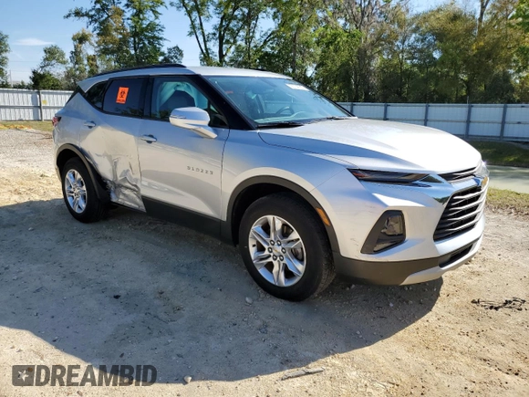 2020 Chevrolet Blazer LT with VIN 3GNKBDRS9LS588421, listed as a Copart auction lot 50704135 with 16,988 mi miles and Salvage title. Bid and sale history available at DreamBid. Image 4.