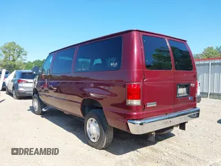 2007 Ford Econoline Passenger XL with VIN 1FMNE11L77DA75542, listed as a IAAI auction lot 42165432 with 63,821 mi miles. Bid and sale history available at carsss.com. Image 3.