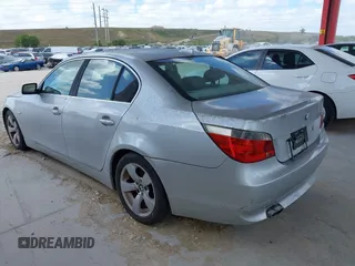 2007 BMW 5 Series 530i with VIN WBANE73557CM52488, listed as a IAAI auction lot 41931344 with 109,254 mi miles. Bid and sale history available at carsss.com. Image 3.