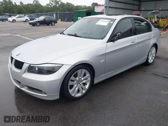 2006 BMW 3 Series 325i with VIN WBAVB13556K000616, listed as a IAAI auction lot 42422569 with 201,931 mi miles and . Bid and sale history available at DreamBid. Image 2.