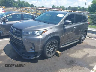 2017 Toyota Highlander XLE with VIN 5TDKZRFHXHS200344, listed as a IAAI auction lot 42616051 with 161,439 mi miles and . Bid and sale history available at DreamBid. Image 2.