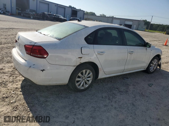 2014 Volkswagen Passat Wolfsburg Edition with VIN 1VWAS7A38EC064211, listed as a Copart auction lot 61545205 with 176,152 mi miles and Clean title. Bid and sale history available at DreamBid. Image 3.