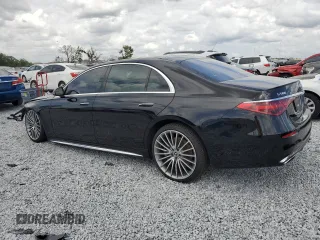 2023 Mercedes-Benz S 500 z VIN W1K6G6DB7PA208777, wystawiony jako Copart lot #51942145 z przebiegiem 93 158 mil mil oraz Szkody całkowita. Historia ofert i sprzedaży dostępna na DreamBid. Obrazek 2.