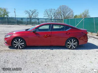 2022 Nissan Altima 2.5 SR with VIN 1N4BL4CV4NN333297, listed as a IAAI auction lot 41989507 with 48,197 mi miles. Bid and sale history available at carsss.com. Image 14.