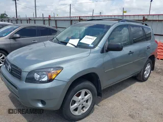 2008 Toyota RAV4 with VIN JTMZD33VX85089143, listed as a IAAI auction lot 42094915 with 219,960 mi miles. Bid and sale history available at carsss.com. Image 2.