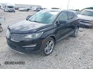 2017 Lincoln MKC Reserve with VIN 5LMCJ3D91HUL14029, listed as a IAAI auction lot 42209334 with 122,853 mi miles and . Bid and sale history available at DreamBid. Image 2.