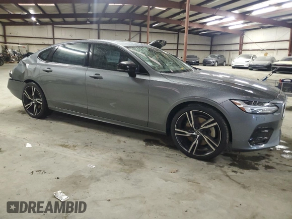 2020 Volvo S90 R-Design with VIN LVYA22MT6LP171824, listed as a Copart auction lot 77509913 with 42,776 mi miles. Bid and sale history available at carsss.com. Image 4.