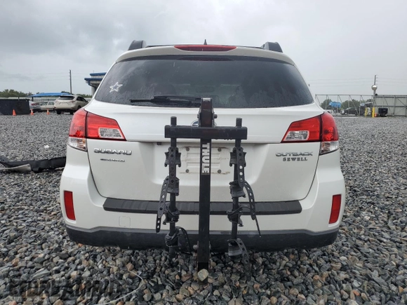 2014 Subaru Outback Limited with VIN 4S4BRCNC4E3213134, listed as a Copart auction lot 64635925 with 146,789 mi miles and Clean title. Bid and sale history available at DreamBid. Image 6.