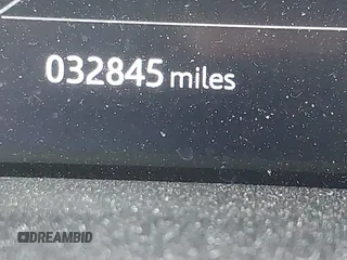 2022 Land Rover Range Rover Sport HST with VIN SALWS2RUXNA205731, listed as a IAAI auction lot 42613333 with 32,845 mi miles and . Bid and sale history available at DreamBid. Image 15.