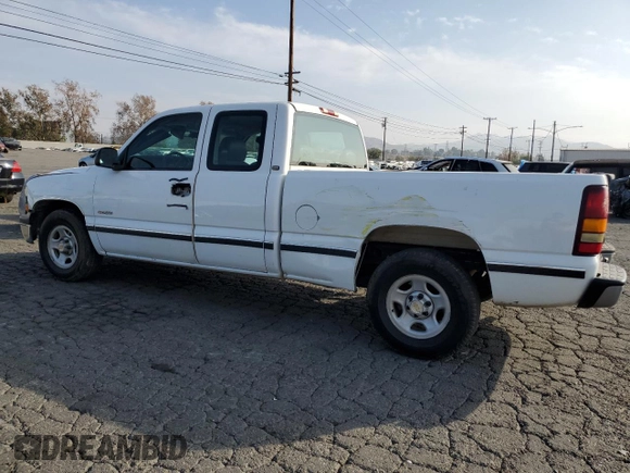2000 Chevrolet Silverado 1500 with VIN 2GCEC19W3Y1354251, listed as a Copart auction lot 85157354 with 168,354 mi miles and Salvage Title. Bid and sale history available at DreamBid. Image 2.