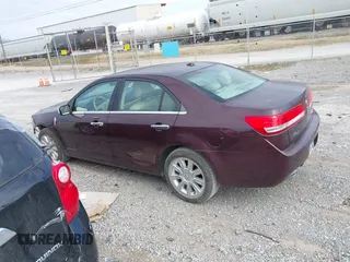 2011 Lincoln MKZ with VIN 3LNHL2GC9BR769486, listed as a IAAI auction lot 41191841 with 59,087 mi miles. Bid and sale history available at carsss.com. Image 3.