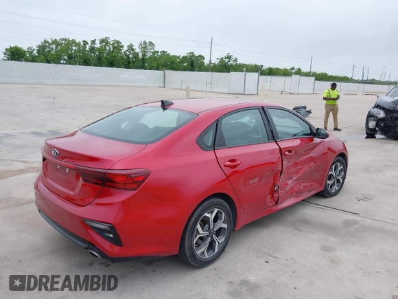 2021 Kia Forte LXS z VIN 3KPF24AD6ME361887, wystawiony jako IAAI lot #42202222 z przebiegiem 101 142 mil mil oraz . Historia ofert i sprzedaży dostępna na DreamBid. Obrazek 4.
