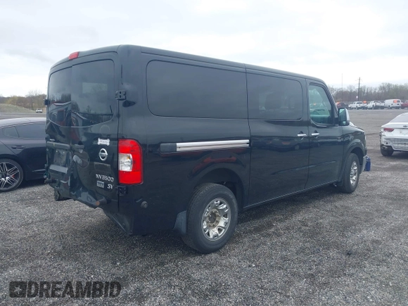 2016 Nissan NV S z VIN 5BZBF0AA8GN852818, wystawiony jako IAAI lot #41957159 z przebiegiem 120 601 mil mil oraz . Historia ofert i sprzedaży dostępna na DreamBid. Obrazek 4.