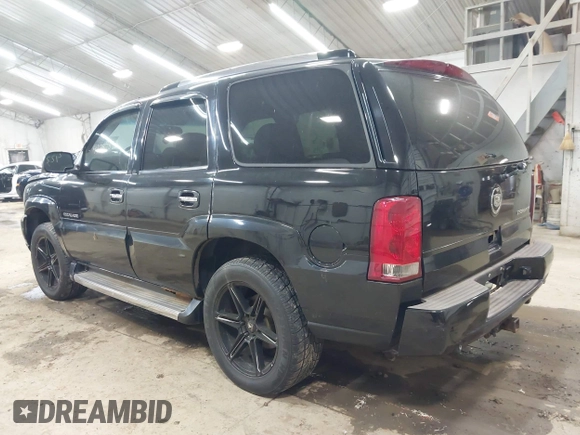 2006 Cadillac Escalade z VIN 1GYEK63N26R139877, wystawiony jako IAAI lot #42289893 z przebiegiem 184 943 mil mil oraz . Historia ofert i sprzedaży dostępna na DreamBid. Obrazek 3.