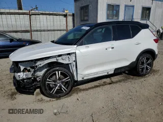 2020 Volvo XC40 R-Design с VIN YV4AC2HM8L2346253, выставлен на аукционе Copart как лот 57314355 с пробегом 52 736 миль миль и Списание • Salvage title. История ставок и продаж доступна на DreamBid. Изображение 1.