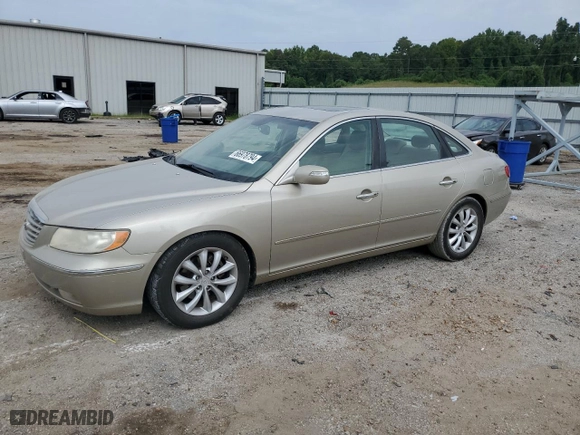 2008 Hyundai Azera Limited with VIN KMHFC46F68A321594, listed as a Copart auction lot 66978794 with 211,321 mi miles and Salvage Title. Bid and sale history available at carsss.com. Image 1.