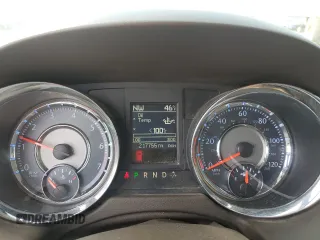 2014 Chrysler Town & Country Touring-L with VIN 2C4RC1CG1ER258845, listed as a Copart auction lot 52447705 with 217,755 mi miles and Salvage Title. Bid and sale history available at carsss.com. Image 9.