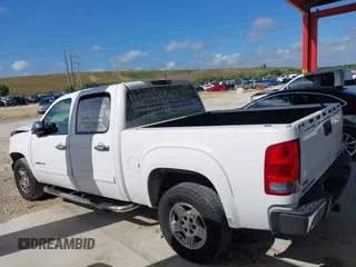 2010 GMC Sierra 1500 with VIN 3GTRCTE07AG194323, listed as a IAAI auction lot 41923049 with 226,780 mi miles and . Bid and sale history available at DreamBid. Image 14.