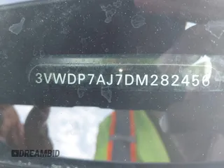 2013 Volkswagen Jetta SE z VIN 3VWDP7AJ7DM282456, wystawiony jako IAAI lot #42664312 z przebiegiem 175 075 mil mil oraz . Historia ofert i sprzedaży dostępna na DreamBid. Obrazek 9.