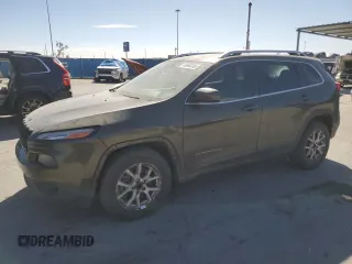 2015 Jeep Cherokee Latitude with VIN 1C4PJLCS6FW566230, listed as a Copart auction lot 46060705 with 156,854 mi miles and Clean Title. Bid and sale history available at carsss.com. Image 1.