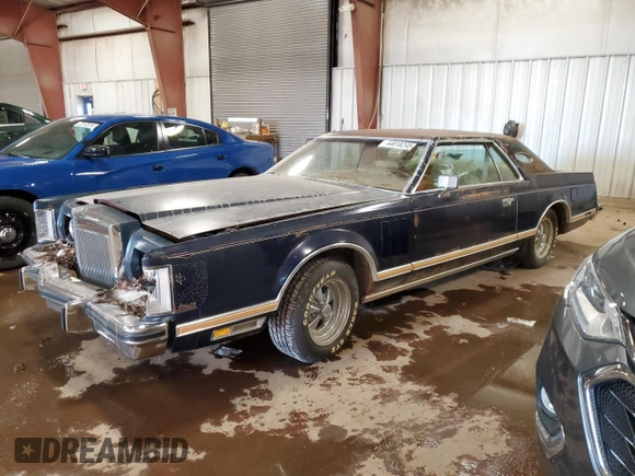 1977 Lincoln Continental with VIN 7Y89A929060, listed as a Copart auction lot 44618245 with 93,147 mi miles and Clean Title. Bid and sale history available at DreamBid. Image 1.