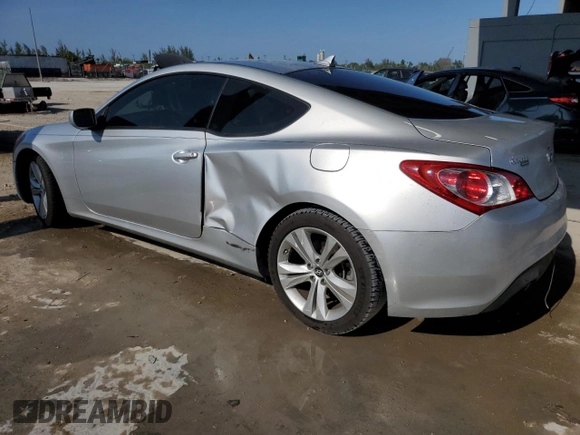2010 Hyundai Genesis Coupe Grand Touring z VIN KMHHU6KH8AU040913, wystawiony jako Copart lot #57479885 z przebiegiem Nie podano mil oraz Szkoda całkowita • Salvage title. Historia ofert i sprzedaży dostępna na DreamBid. Obrazek 2.