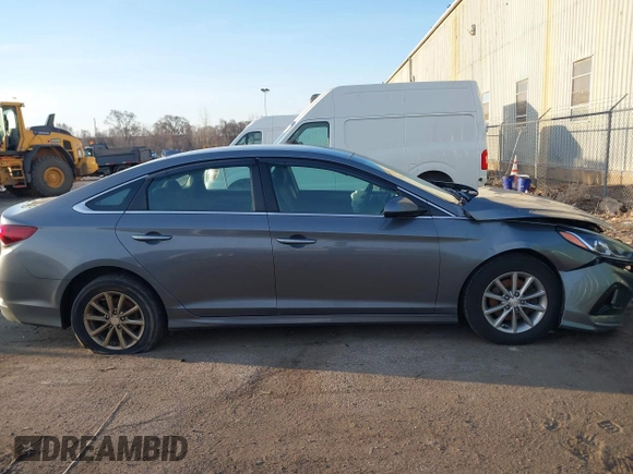 2019 Hyundai Sonata SE with VIN 5NPE24AF0KH751891, listed as a IAAI auction lot 41760542 with 97,517 mi miles and . Bid and sale history available at carsss.com. Image 13.