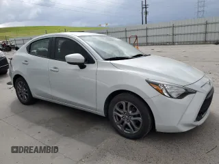 2019 Toyota Yaris L z VIN 3MYDLBYV6KY514188, wystawiony jako Copart lot #57063665 z przebiegiem 42 478 mil mil oraz Szkoda całkowita • Salvage title. Historia ofert i sprzedaży dostępna na DreamBid. Obrazek 4.