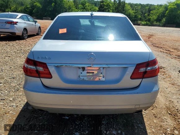 2010 Mercedes-Benz E 350 Luxury с VIN WDDHF5GB6AA205765, выставлен на аукционе Copart как лот 56572625 с пробегом Не указан миль и Списание • Salvage title. История ставок и продаж доступна на DreamBid. Изображение 6.