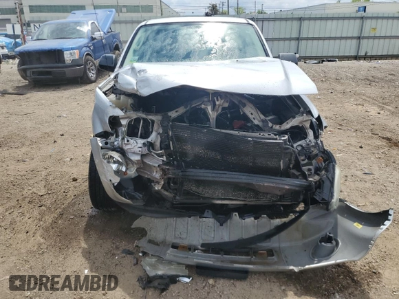 2012 Ford Escape XLS with VIN 1FMCU0C78CKB28162, listed as a Copart auction lot 56680675 with 183,352 mi miles and Salvage title. Bid and sale history available at DreamBid. Image 5.