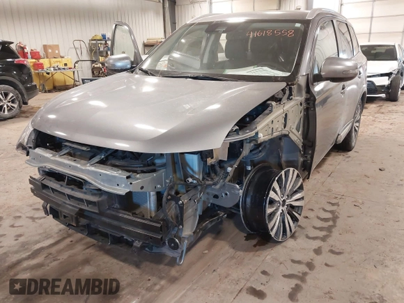 2020 Mitsubishi Outlander ES with VIN JA4AZ3A31LJ001073, listed as a IAAI auction lot 41618558 with 18,522 mi miles and . Bid and sale history available at DreamBid. Image 6.
