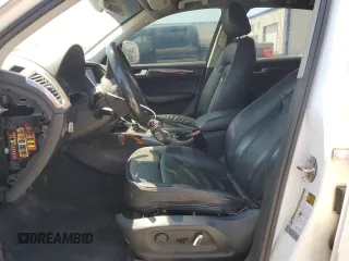 2014 Audi Q5 Premium z VIN WA1CFAFP7EA074288, wystawiony jako Copart lot #53398815 z przebiegiem 200 749 mil mil oraz Szkoda całkowita • Salvage title. Historia ofert i sprzedaży dostępna na DreamBid. Obrazek 7.