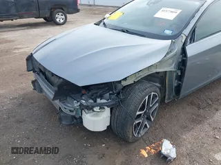2017 Volvo S60 Dynamic with VIN YV126MFL4H2430687, listed as a IAAI auction lot 41577059 with 57,027 mi miles. Bid and sale history available at carsss.com. Image 6.