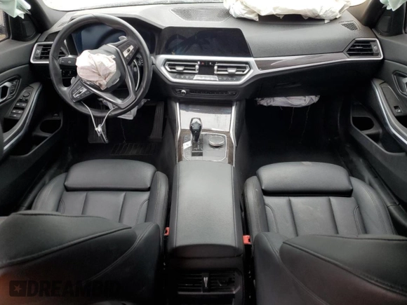 2020 BMW 3 Series 330i z VIN WBA5R1C05LFH39573, wystawiony jako Copart lot #54557935 z przebiegiem Nie podano mil oraz Szkoda całkowita • Salvage title. Historia ofert i sprzedaży dostępna na DreamBid. Obrazek 8.