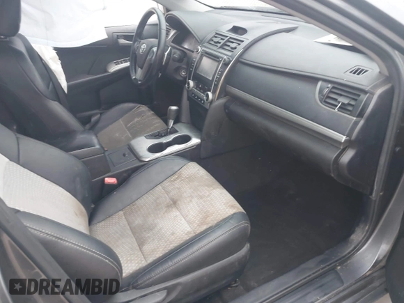 2014 Toyota Camry L with VIN 4T1BF1FKXEU813606, listed as a IAAI auction lot 41528889 with 252,866 mi miles. Bid and sale history available at carsss.com. Image 5.
