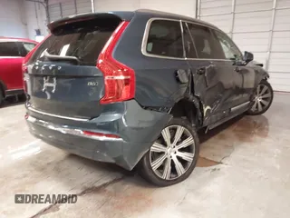 2024 Volvo XC90 Plus Bright Theme with VIN YV4062PE1R1157343, listed as a IAAI auction lot 41314576 with 24,163 mi miles. Bid and sale history available at carsss.com. Image 4.