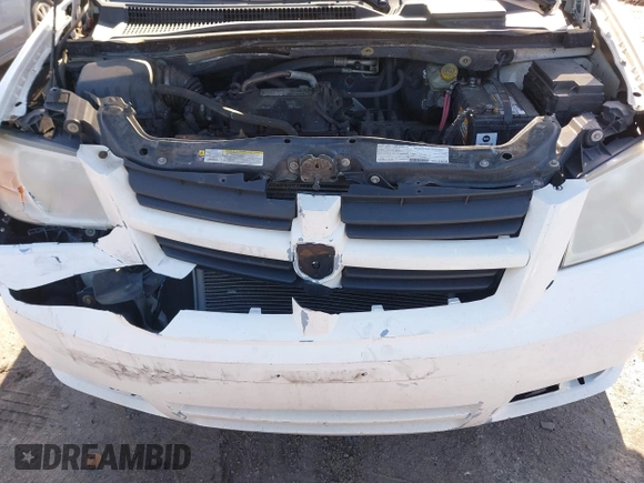 2008 Dodge Grand Caravan Cargo with VIN 1D4HN11H98B186641, listed as a IAAI auction lot 41923128 with 109,893 mi miles. Bid and sale history available at carsss.com. Image 12.