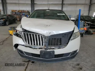 2011 Lincoln MKX with VIN 2LMDJ8JK4BBJ28692, listed as a Copart auction lot 53305785 with 127,939 mi miles and Salvage Title. Bid and sale history available at carsss.com. Image 5.