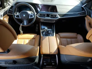 2022 BMW X7 xDrive40i z VIN 5UXCW2C00N9K81494, wystawiony jako Copart lot #51406425 z przebiegiem Nie podano mil oraz Szkoda całkowita • Salvage title. Historia ofert i sprzedaży dostępna na DreamBid. Obrazek 8.