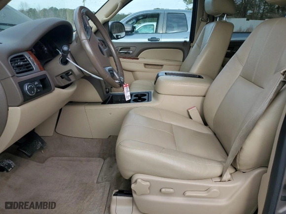 2013 GMC Yukon XL SLT with VIN 1GKS1KE04DR177652, listed as a Copart auction lot 42436065 with 93,896 mi miles and Salvage Title. Bid and sale history available at carsss.com. Image 7.