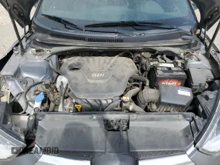 2016 Hyundai Veloster z VIN KMHTC6AD6GU263245, wystawiony jako Copart lot #51296685 z przebiegiem 132 889 mil mil oraz Szkoda całkowita • Salvage title. Historia ofert i sprzedaży dostępna na DreamBid. Obrazek 11.
