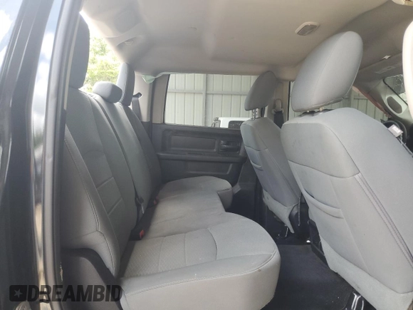 2013 Ram 1500 Express z VIN 1C6RR7KT4DS647242, wystawiony jako Copart lot #60989575 z przebiegiem 167 010 mil mil oraz Nie do naprawy • Non repairable. Historia ofert i sprzedaży dostępna na DreamBid. Obrazek 10.