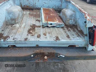 1991 Chevrolet Colorado 1LT z VIN 1GCCS14E7M8105645, wystawiony jako IAAI lot #42379685 z przebiegiem 106 778 mil mil oraz . Historia ofert i sprzedaży dostępna na DreamBid. Obrazek 13.