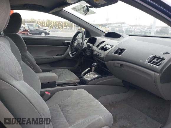 2008 Honda Civic Cpe LX with VIN 2HGFG12608H530474, listed as a IAAI auction lot 42084035 with 182,037 mi miles. Bid and sale history available at carsss.com. Image 5.