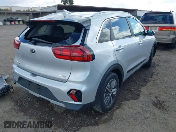 2021 Kia Niro LX with VIN KNDCB3LC2M5472028, listed as a IAAI auction lot 40884859 with 19,985 mi miles. Bid and sale history available at carsss.com. Image 4.