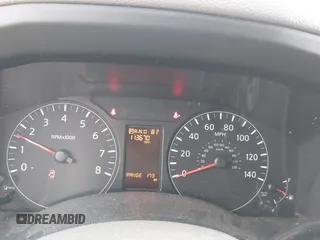 2020 Nissan NV Cargo SV z VIN 1N6BF0KM7LN809782, wystawiony jako IAAI lot #41962006 z przebiegiem 113 670 mil mil oraz . Historia ofert i sprzedaży dostępna na DreamBid. Obrazek 7.