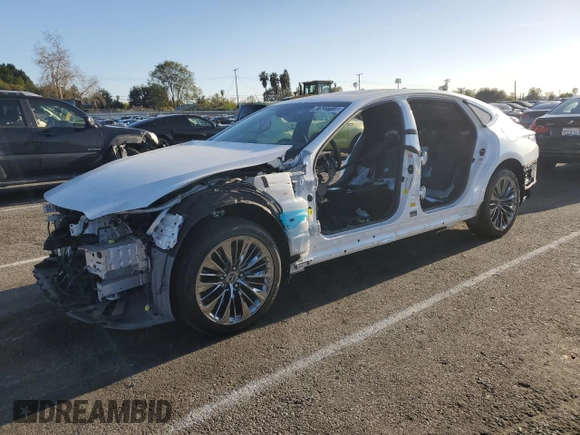 2022 Lexus LS 500 z VIN JTHD51FF4N5015727, wystawiony jako Copart lot #47623113 z przebiegiem Nie podano mil oraz . Historia ofert i sprzedaży dostępna na DreamBid. Obrazek 1.
