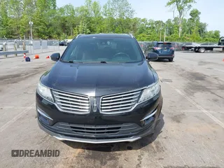 2017 Lincoln MKC Reserve with VIN 5LMTJ3DH9HUL21768, listed as a IAAI auction lot 42081970 with 84,798 mi miles and . Bid and sale history available at DreamBid. Image 12.