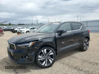 2024 Volvo XC40 Plus Bright Theme with VIN YV4L12UE4R2366179, listed as a Copart auction lot 56550015 with 863 mi miles and Salvage title. Bid and sale history available at DreamBid. Image 1.