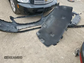 2015 Volvo XC60 T5 z VIN YV4612RK3F2633576, wystawiony jako Copart lot #49706795 z przebiegiem 114 086 mil mil oraz Szkoda całkowita • Salvage title. Historia ofert i sprzedaży dostępna na DreamBid. Obrazek 13.
